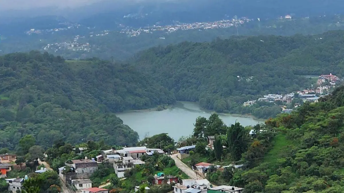 La presa de Necaxa es un cuerpo de agua del que depende el ecosistema local